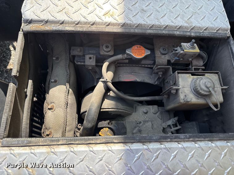 image for item ER3229 2019 Kenworth T680 semi truck