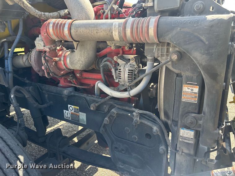 image for item ER3229 2019 Kenworth T680 semi truck