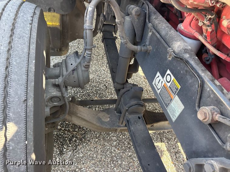 image for item ER3229 2019 Kenworth T680 semi truck