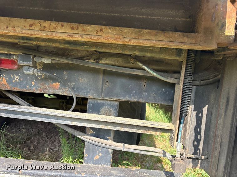 image for item ET0372 1999 Dorsey AUDT-LD dry van trailer