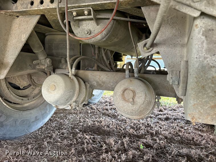 image for item ET0372 1999 Dorsey AUDT-LD dry van trailer