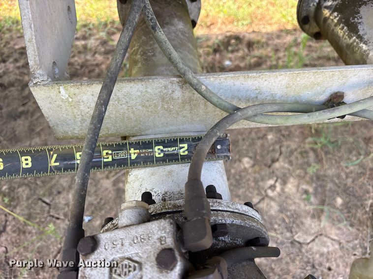 image for item ET0373 1977 Fruehauf TAG-F2-F tank trailer