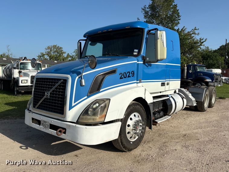 2012 Volvo VNL