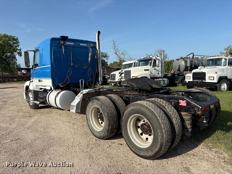 2012 Volvo VNL