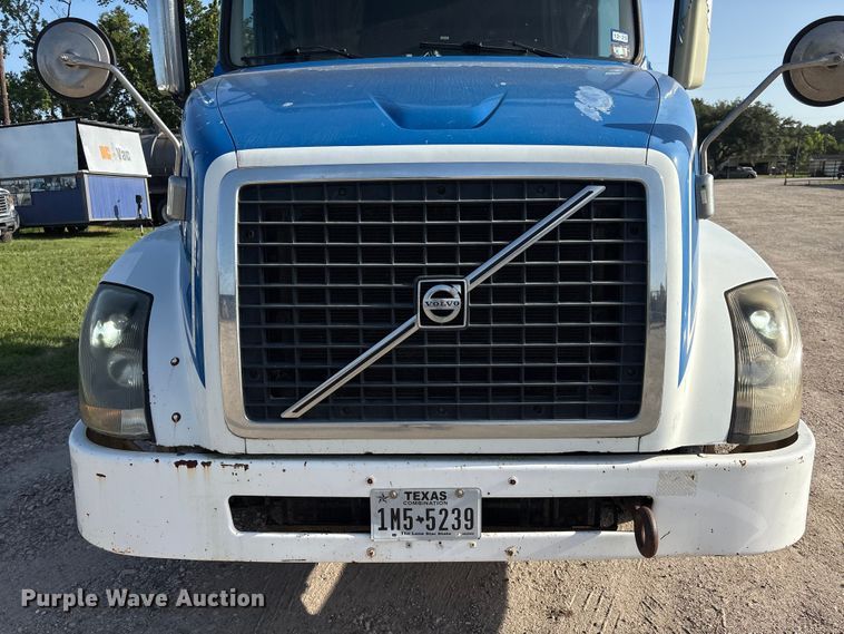 2012 Volvo VNL