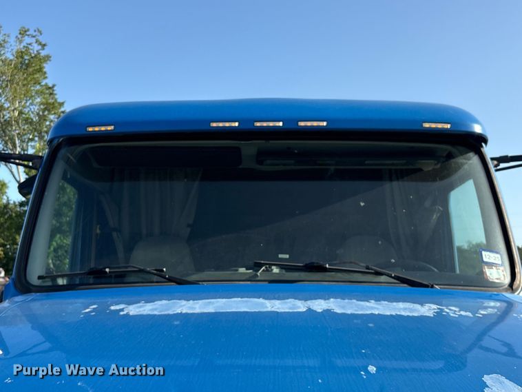 2012 Volvo VNL