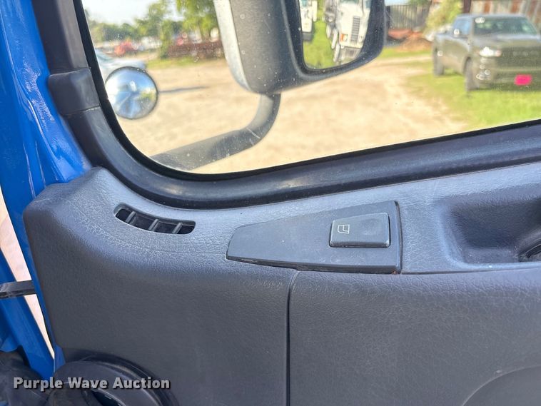 2012 Volvo VNL