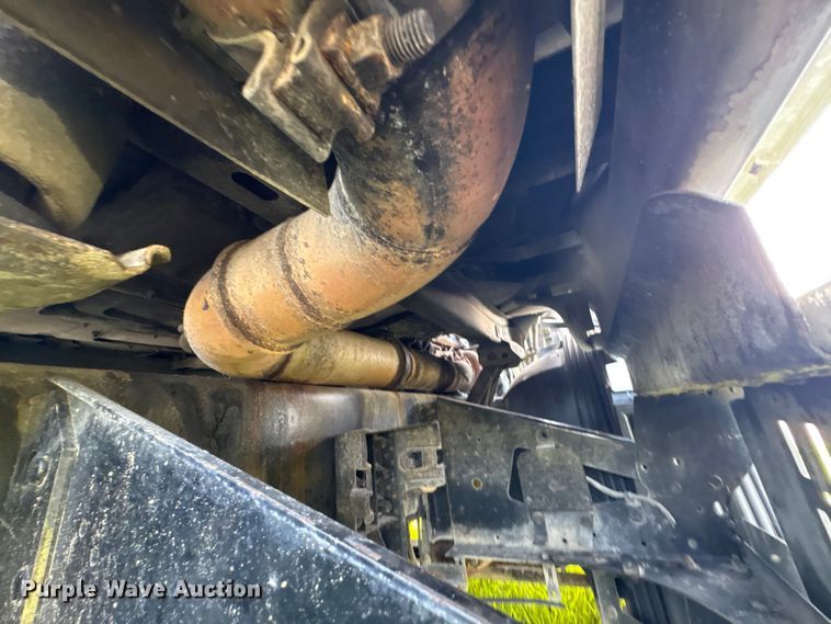 image for item EU0746 2013 Volvo VNL semi truck