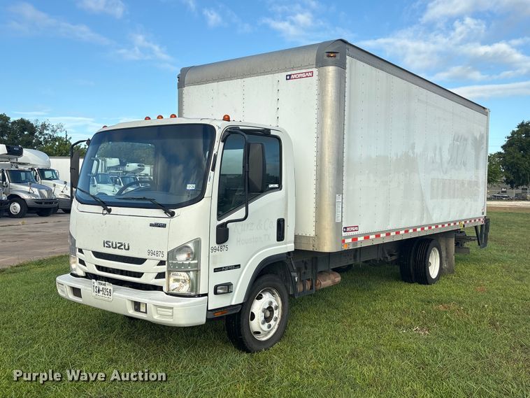 2019 Isuzu NPR box truck