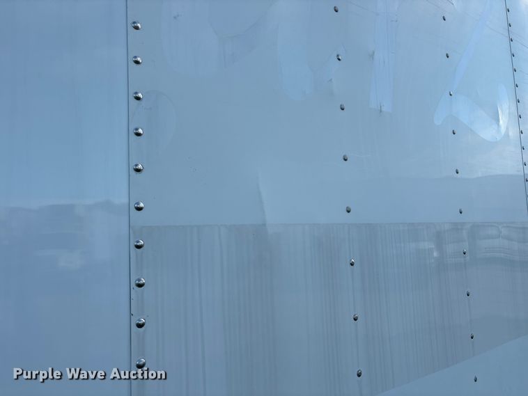 image for item EU0787 2019 Isuzu NPR box truck
