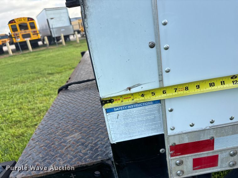 image for item EU0787 2019 Isuzu NPR box truck