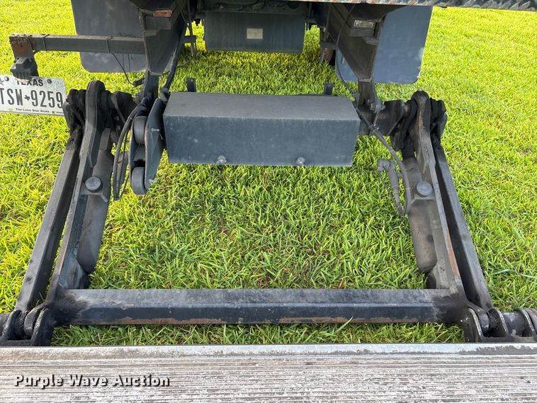 image for item EU0787 2019 Isuzu NPR box truck