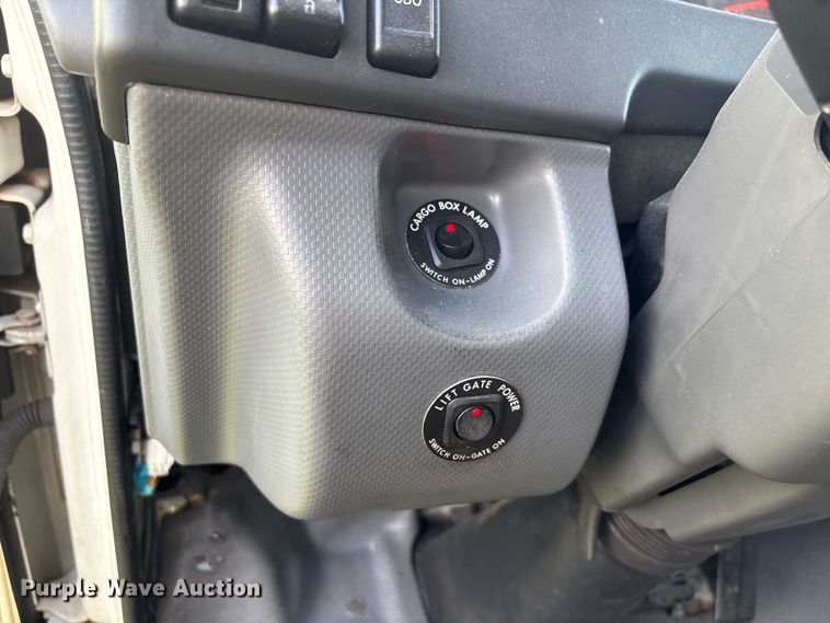 image for item EU0787 2019 Isuzu NPR box truck