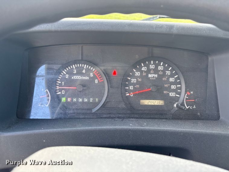 image for item EU0787 2019 Isuzu NPR box truck