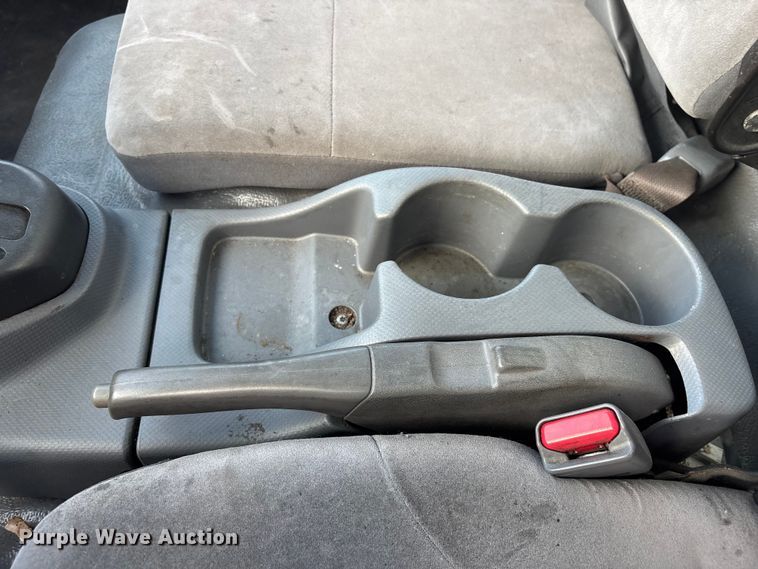 image for item EU0787 2019 Isuzu NPR box truck