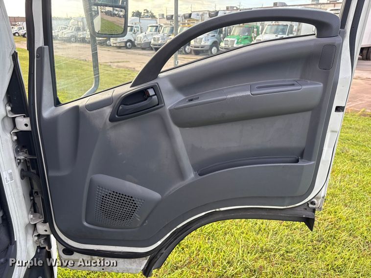 image for item EU0787 2019 Isuzu NPR box truck