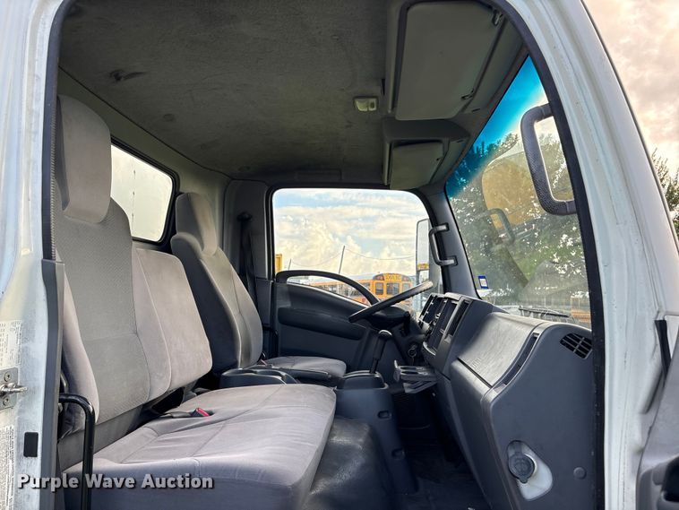 image for item EU0787 2019 Isuzu NPR box truck
