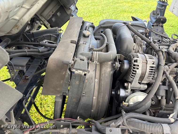 image for item EU0787 2019 Isuzu NPR box truck