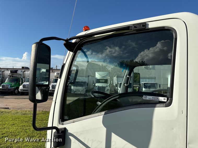 image for item EU0788 2019 Isuzu NPR box truck