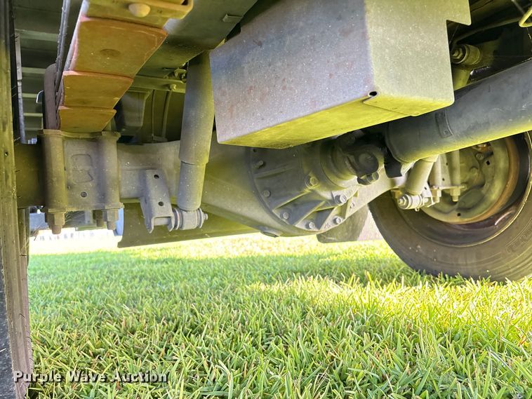 image for item EU0788 2019 Isuzu NPR box truck