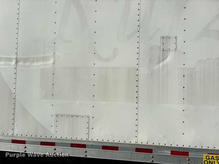 image for item EU0788 2019 Isuzu NPR box truck