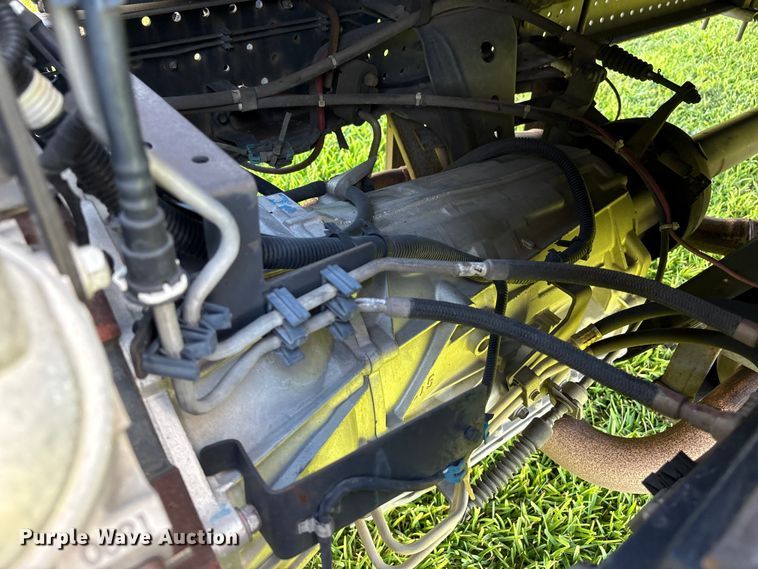 image for item EU0788 2019 Isuzu NPR box truck