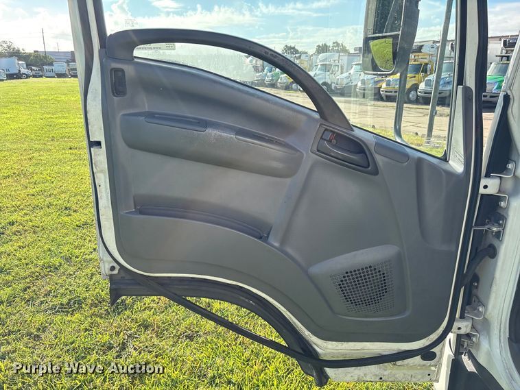 image for item EU0788 2019 Isuzu NPR box truck