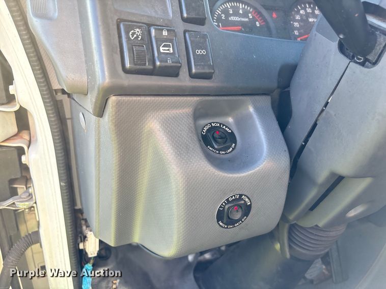 image for item EU0788 2019 Isuzu NPR box truck