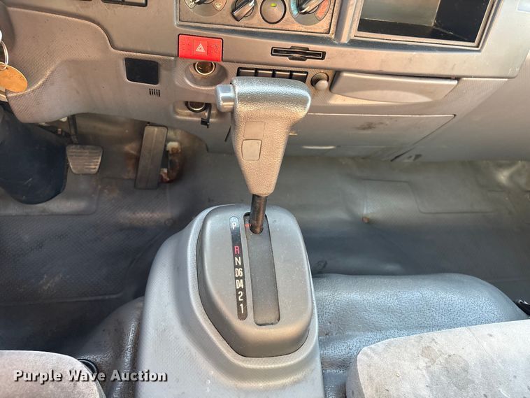 image for item EU0788 2019 Isuzu NPR box truck