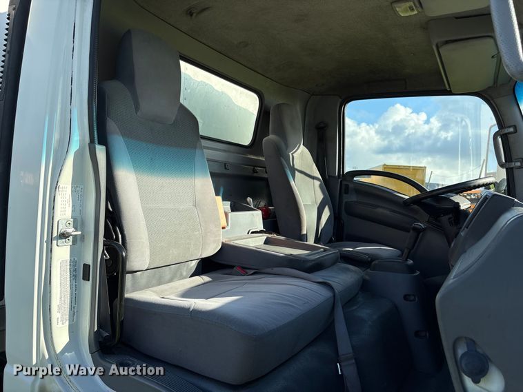 image for item EU0788 2019 Isuzu NPR box truck