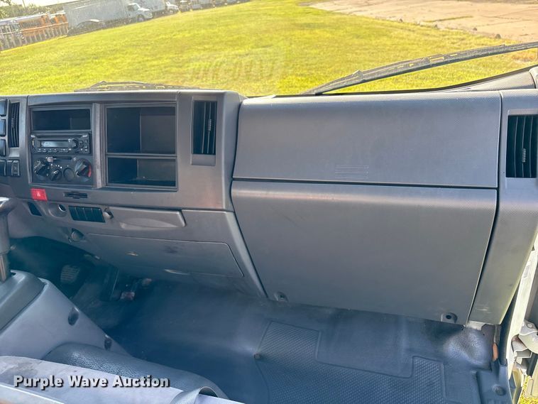 image for item EU0788 2019 Isuzu NPR box truck