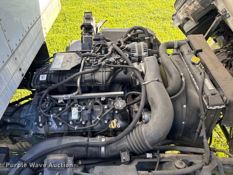 image for item EU0788 2019 Isuzu NPR box truck