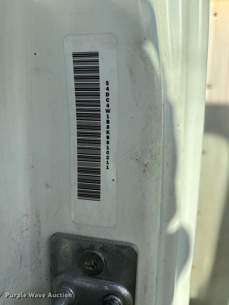 image for item EU0788 2019 Isuzu NPR box truck