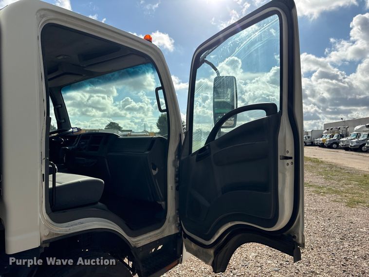 2019 Isuzu NPR