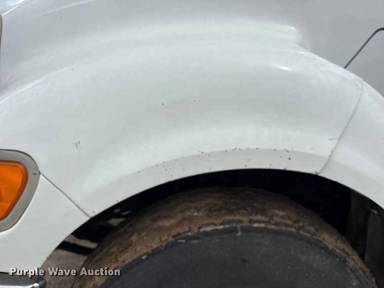 image for item EU0790 2013 Ford F750 Water Truck