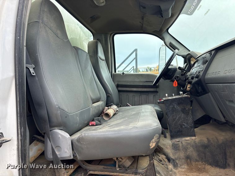 image for item EU0790 2013 Ford F750 Water Truck