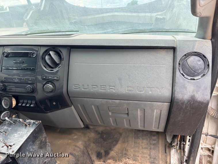 image for item EU0790 2013 Ford F750 Water Truck