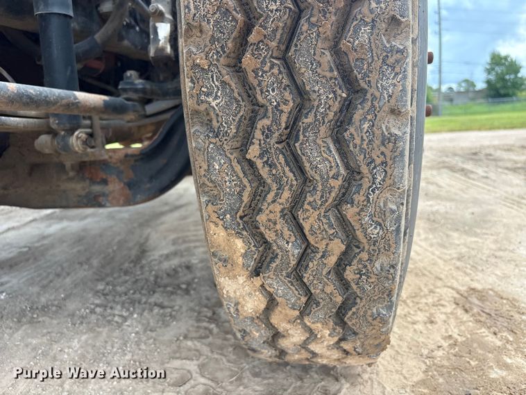 image for item EU0790 2013 Ford F750 Water Truck