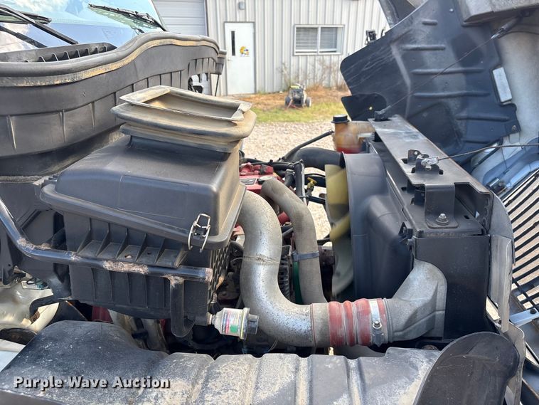 image for item EU0795 2017 International MA025 roll-off container trailer