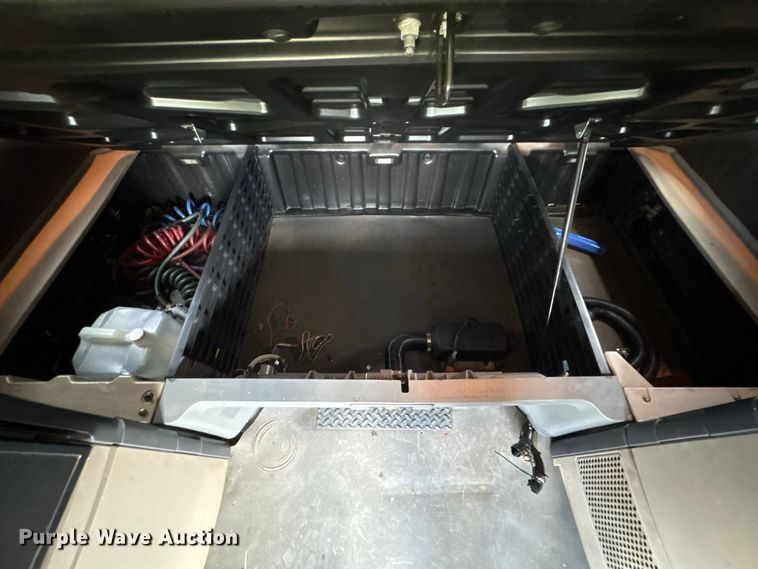 image for item EU0825 2016 Freightliner Cascadia 125 semi truck