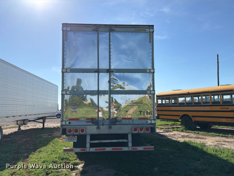 image for item EW1056 2012 Utility VS2RA refrigerated van trailer