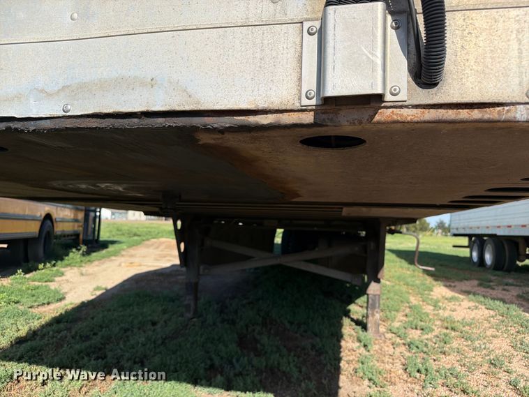 image for item EW1056 2012 Utility VS2RA refrigerated van trailer
