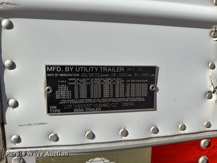 image for item EW1056 2012 Utility VS2RA refrigerated van trailer