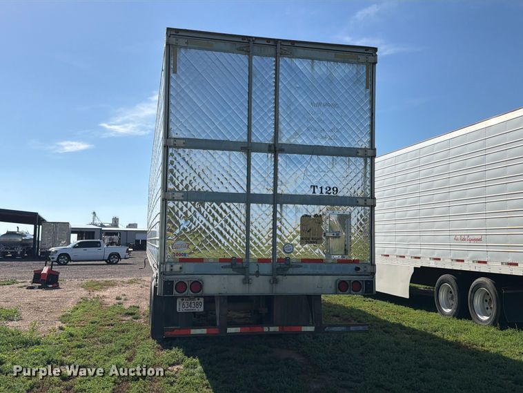image for item EW1057 2012 Utility VS2RA refrigerated van trailer