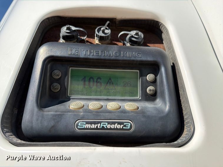 image for item EW1057 2012 Utility VS2RA refrigerated van trailer