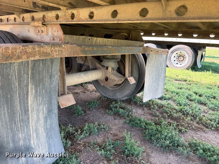 image for item EW1057 2012 Utility VS2RA refrigerated van trailer