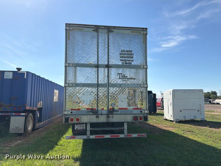 image for item EW1058 2013 Utility VA2RA refrigerated van trailer