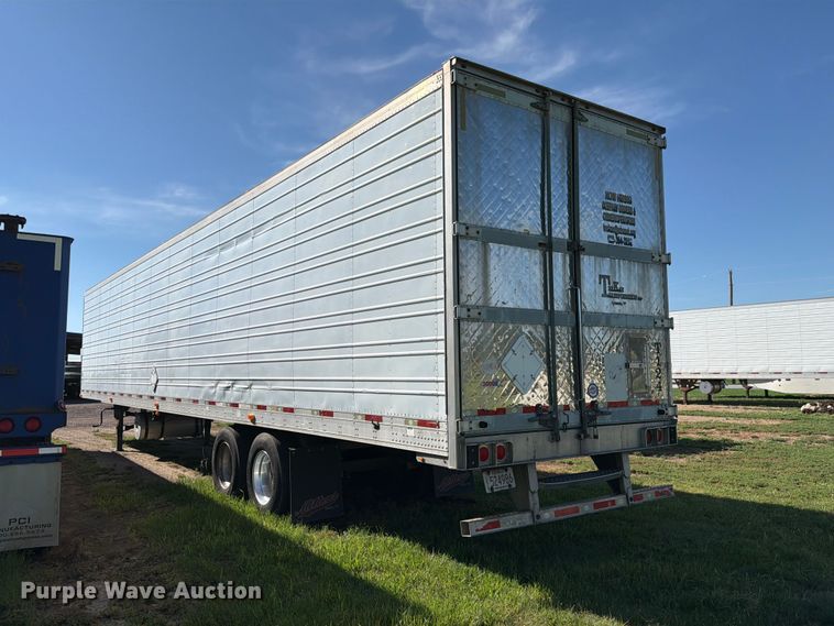 image for item EW1058 2013 Utility VA2RA refrigerated van trailer