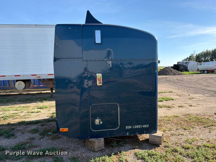 image for item EW1061 Peterbilt sleeper