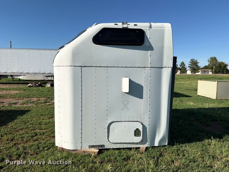 image for item EW1063 Kenworth AeroCab sleeper